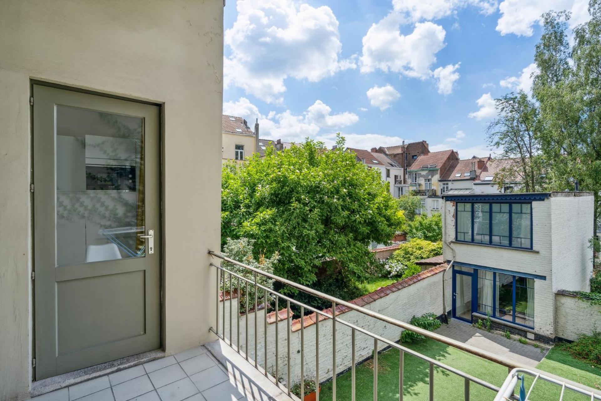 Appartement In Brussels, Degroux By Homenhancement Sa