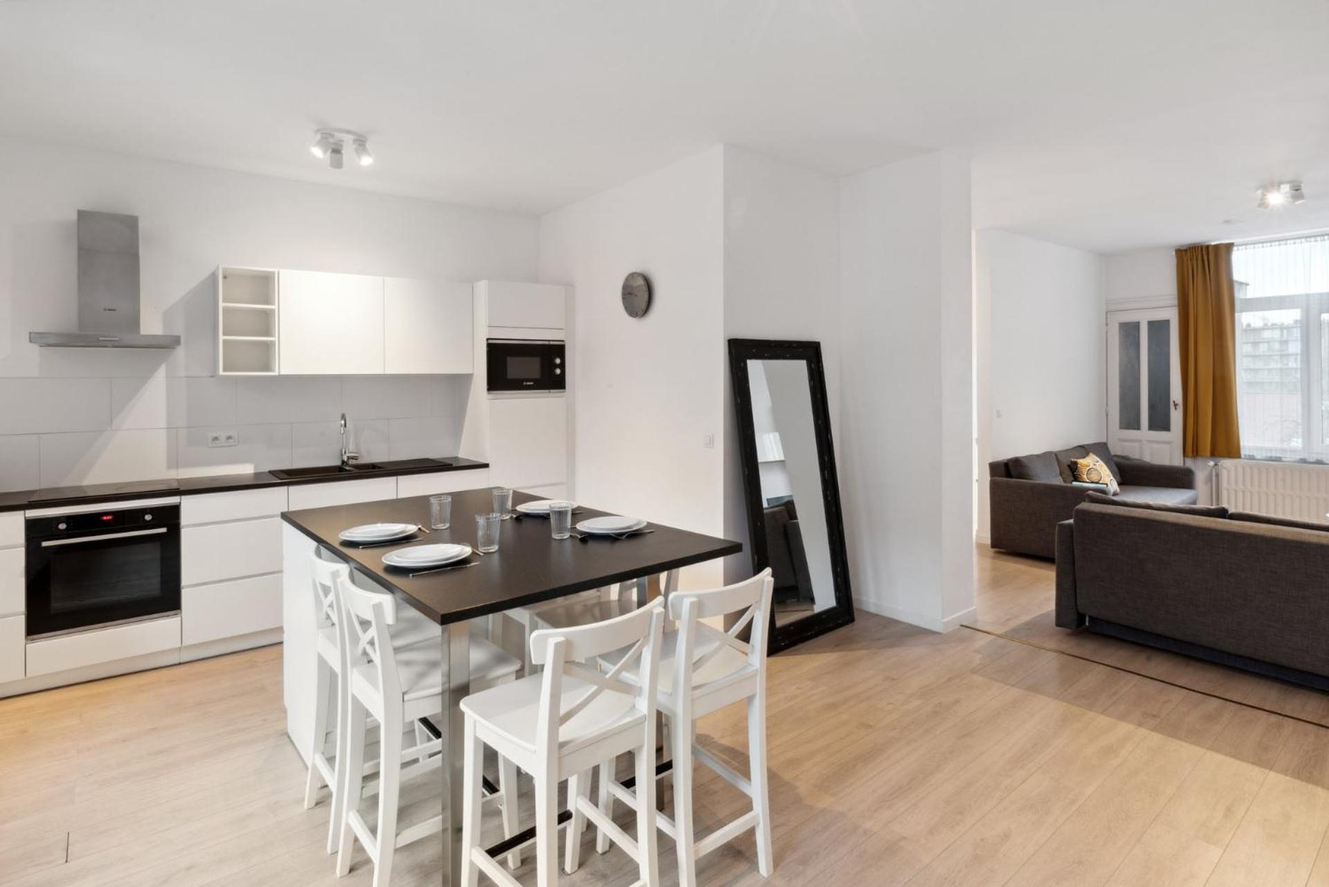 Appartement In Brussels, Degroux By Homenhancement Sa Bruxelles